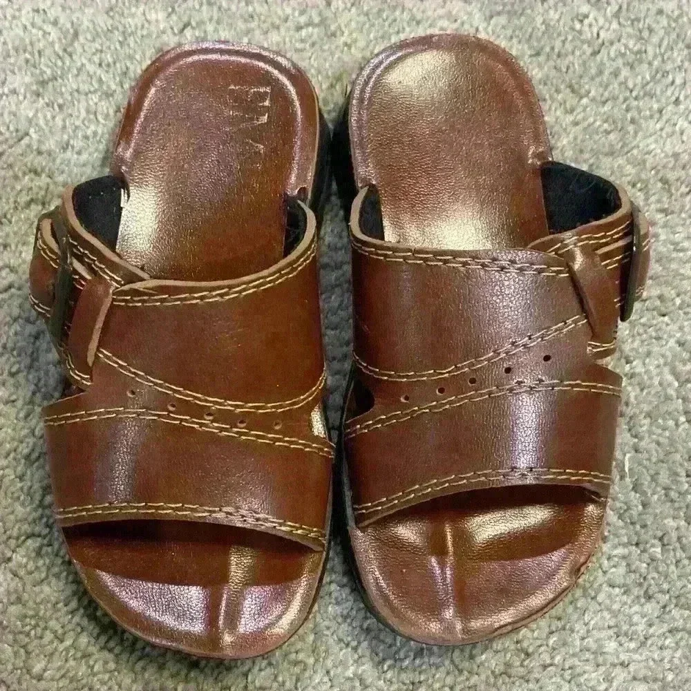 Boys‎ Brown Sandals Slip On Buckle Detail Size 7 Toddler